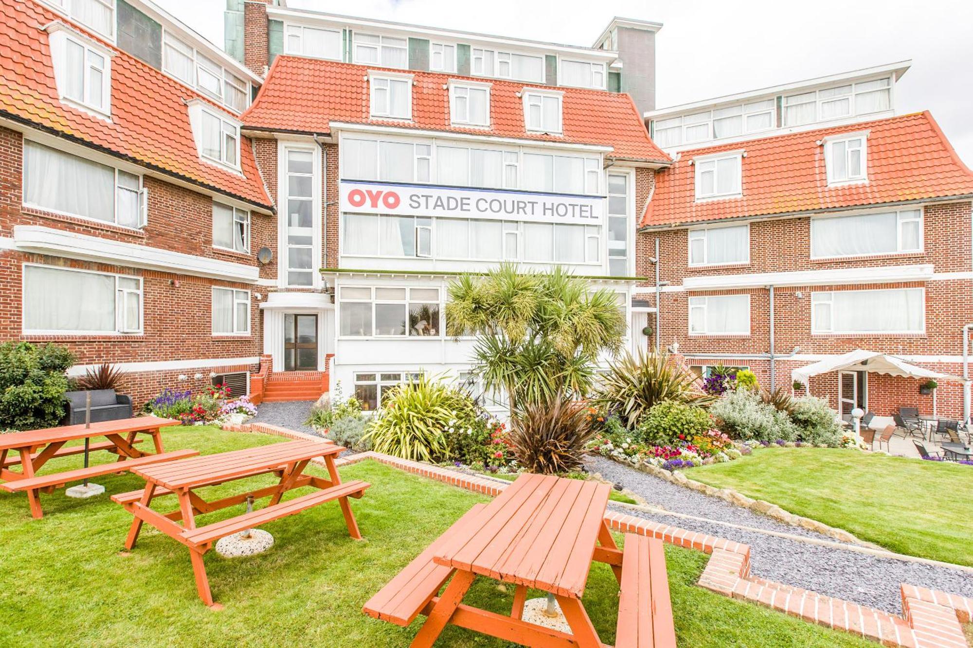 OYO Stade Court Hotel Hythe  Buitenkant foto